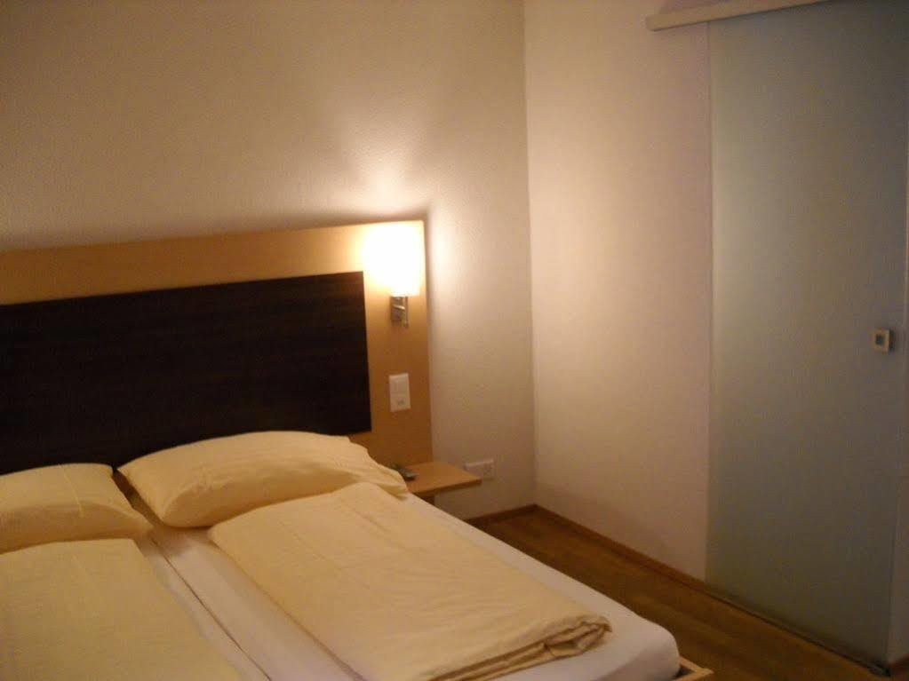 Hotel Flamatt Экстерьер фото